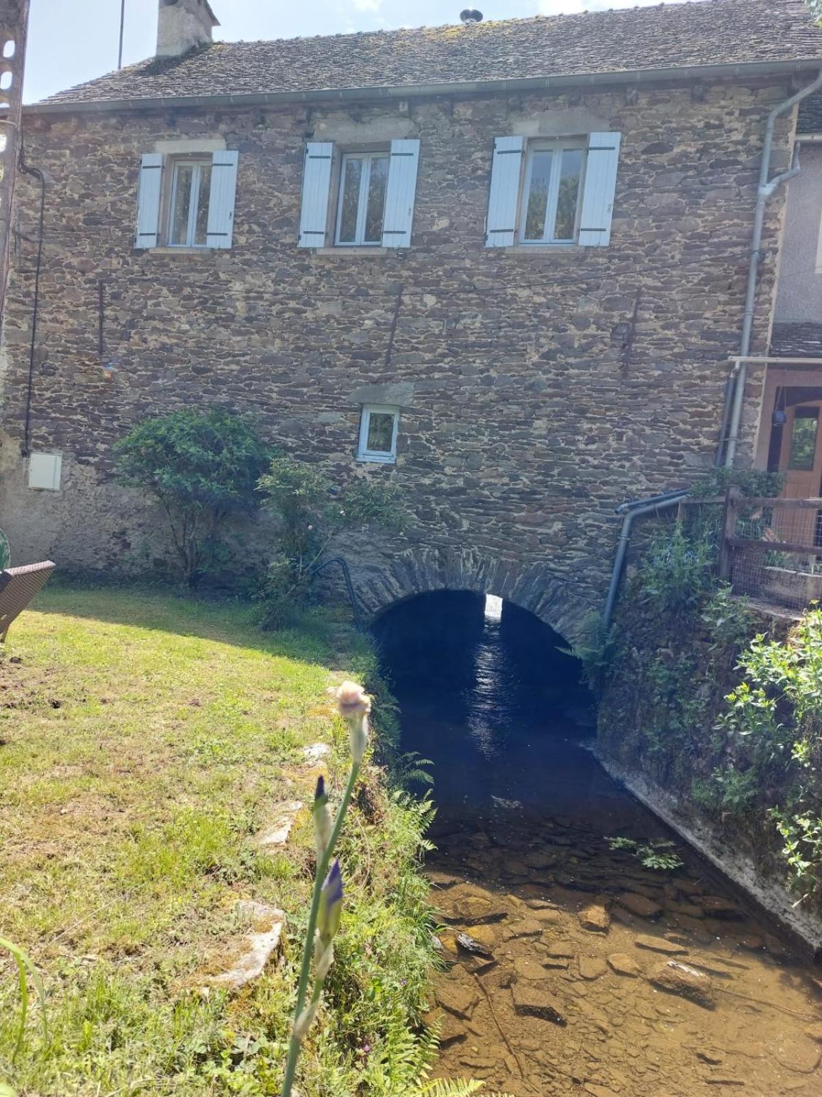 Moulin De Serre Cassagnes-Bégonhès Eksteriør billede